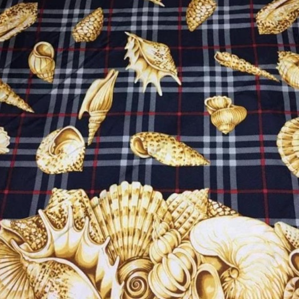 authentic BURBERRY blue silk SEASHELLS scarf $699 - Picture 3 of 4